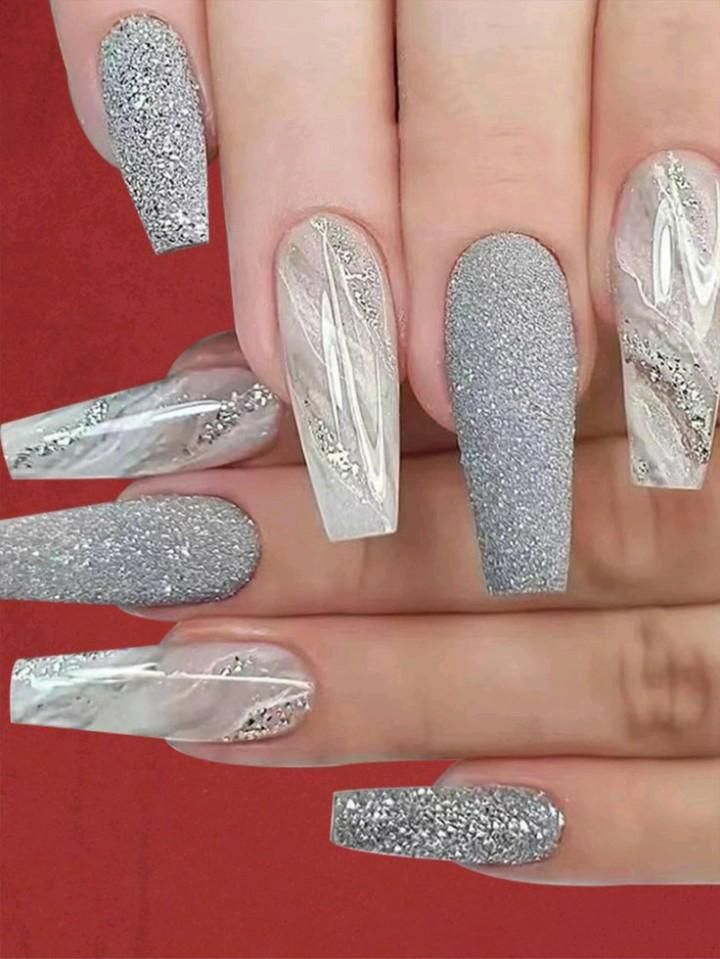 Shadow & Sparkle: Chic Silver-Black Mix